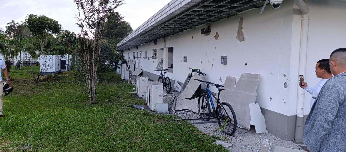 Atacan comando de la Policía en Popayán