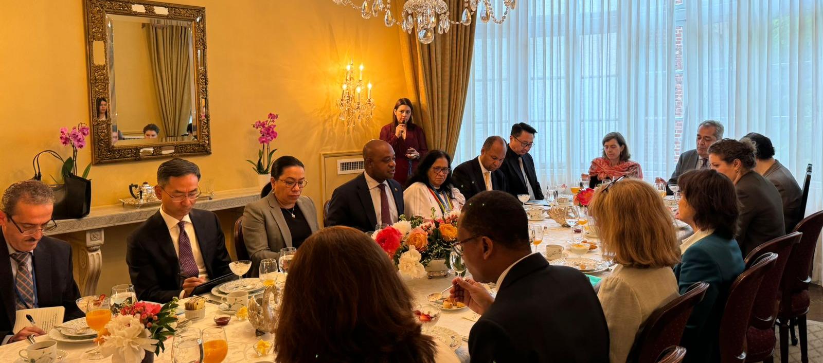 El Canciller Murillo con miembros del Consejo de Seguridad de la ONU.