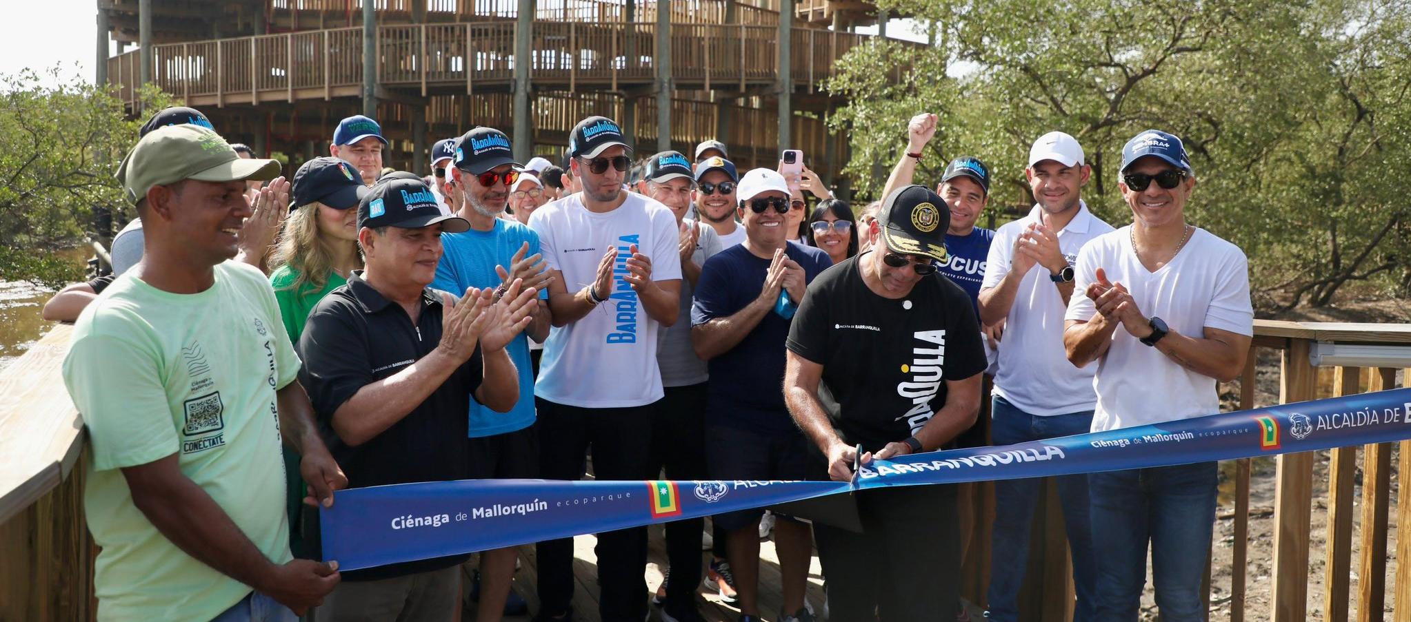 Alcalde Char entregando las nuevas atracciones del Ecoparque.