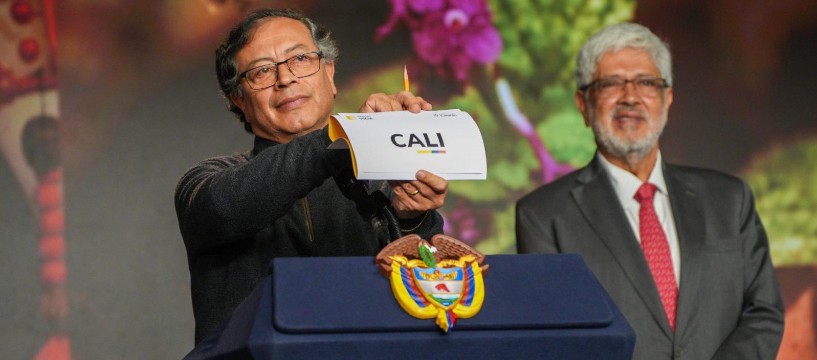 El Presidente Petro anunciando a Cali como sede.