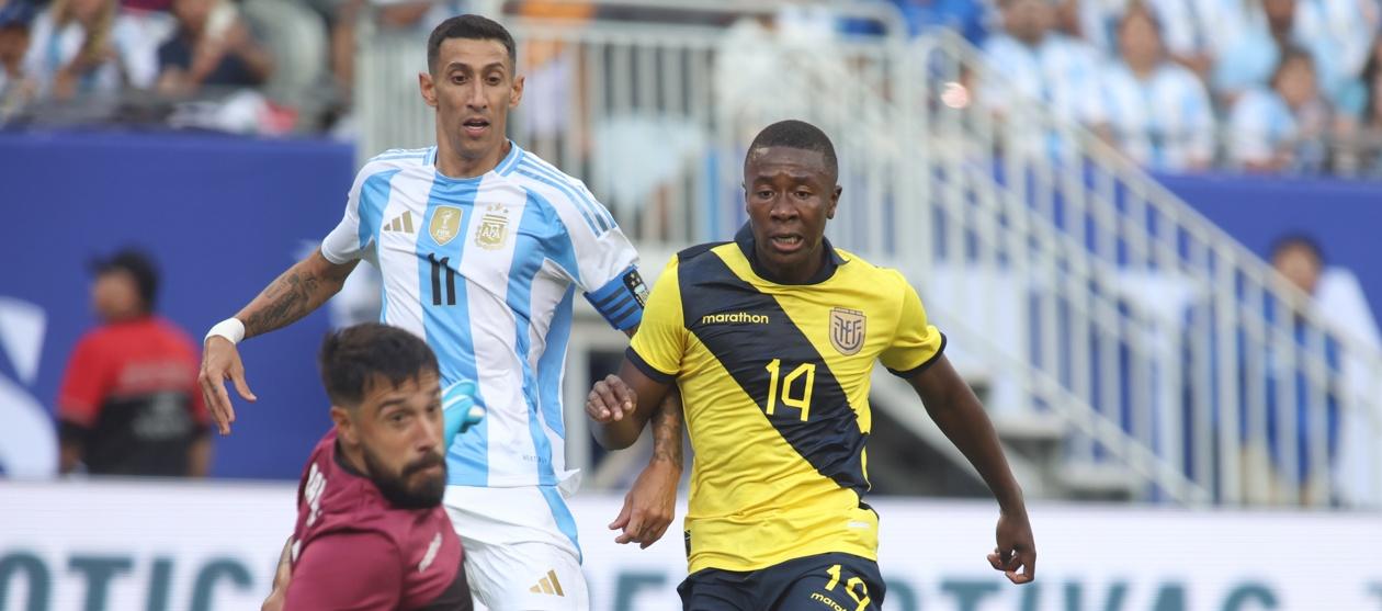 Momento del gol de Di María.