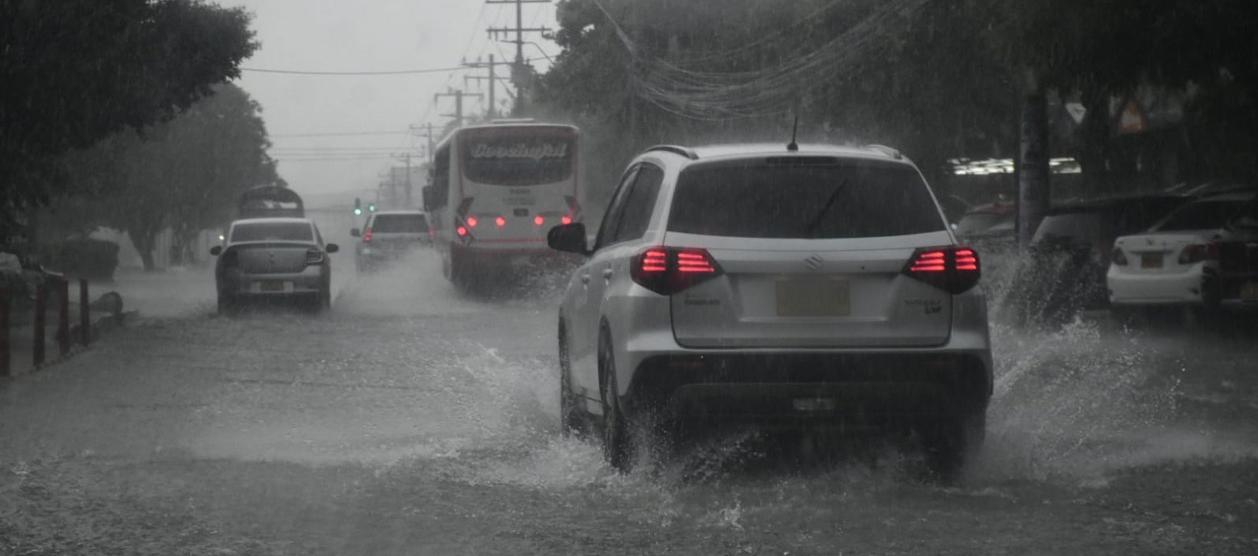 Este fin de semana transitan las ondas tropicales #6 y #7.