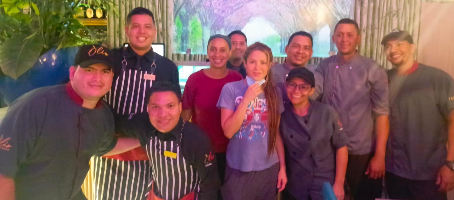 Shakira en restaurante de Barranquilla.