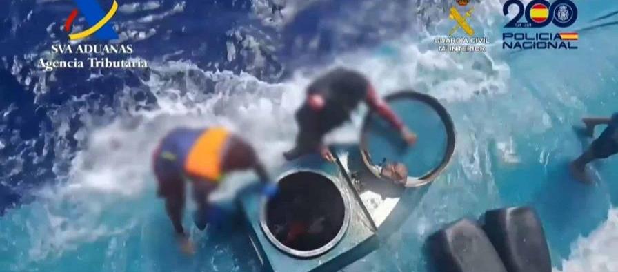 Submarino en donde se transportaban los colombianos con la droga. 