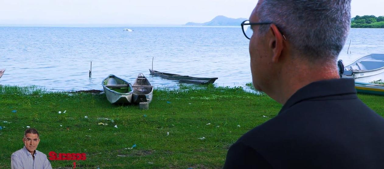 El periodista Jorge Cura en el embalse del Guájaro