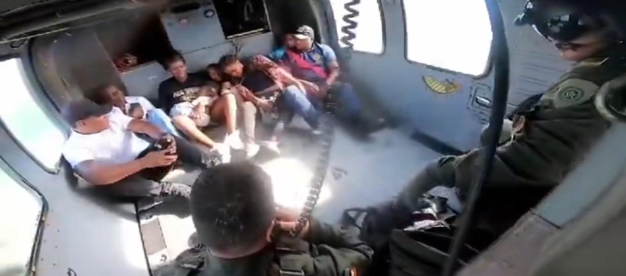 Sigifredo Márquez, papá de Francia Márquez, y varios familiares fueron evacuados por el Ejército