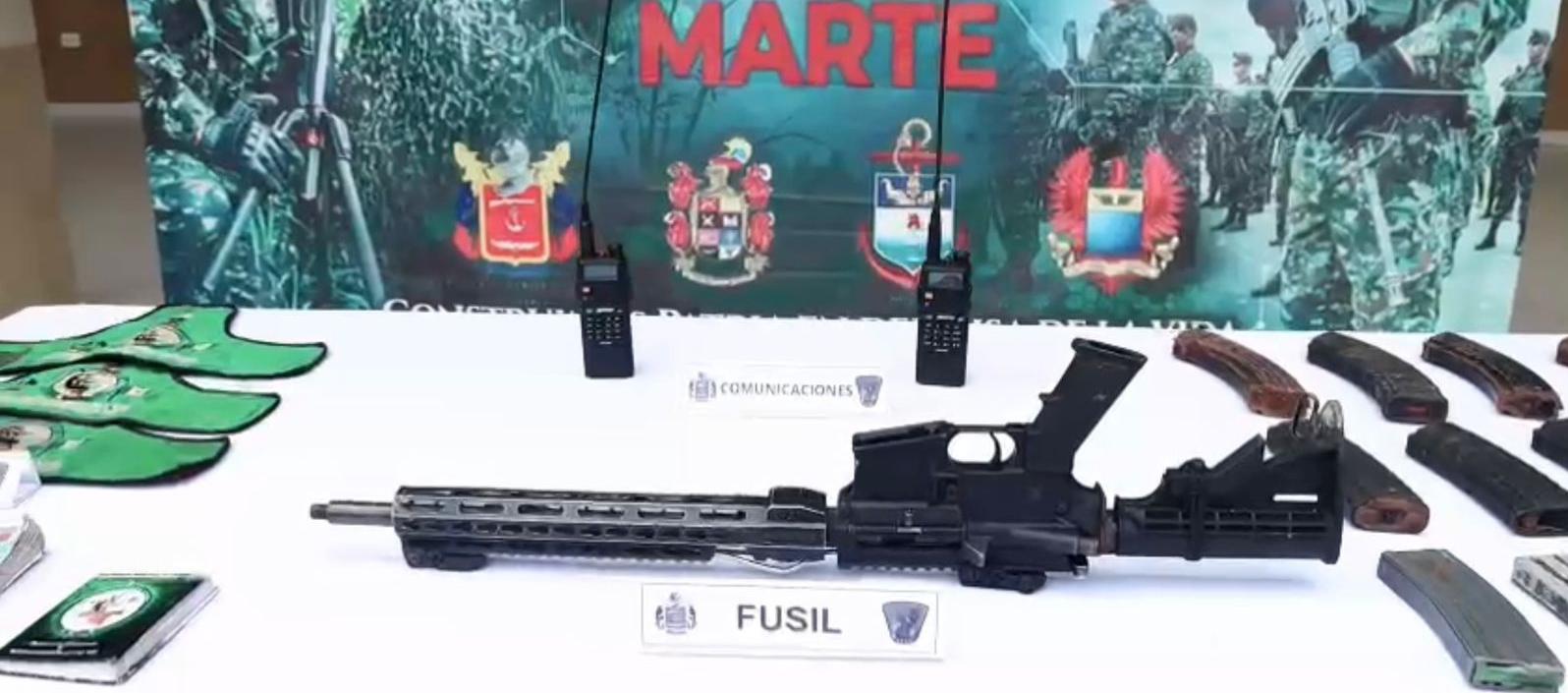 El material incautado fue puesto a disposición de las autoridades competentes.