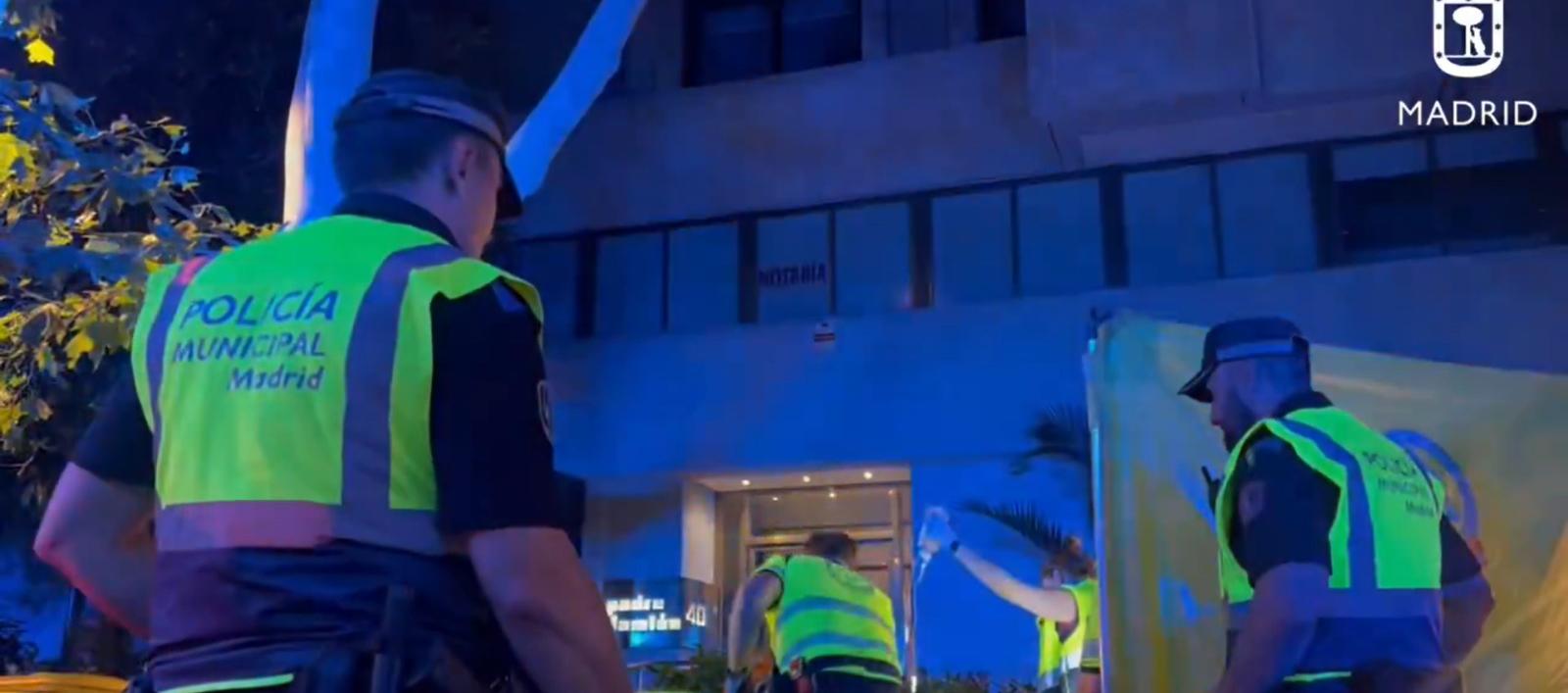 Policías acudieron rápidamente al lugar de los hechos. 