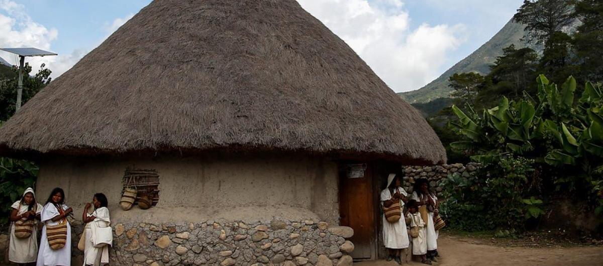 Comunidad arhuaca en la Sierra Nevada de Santa Marta. 