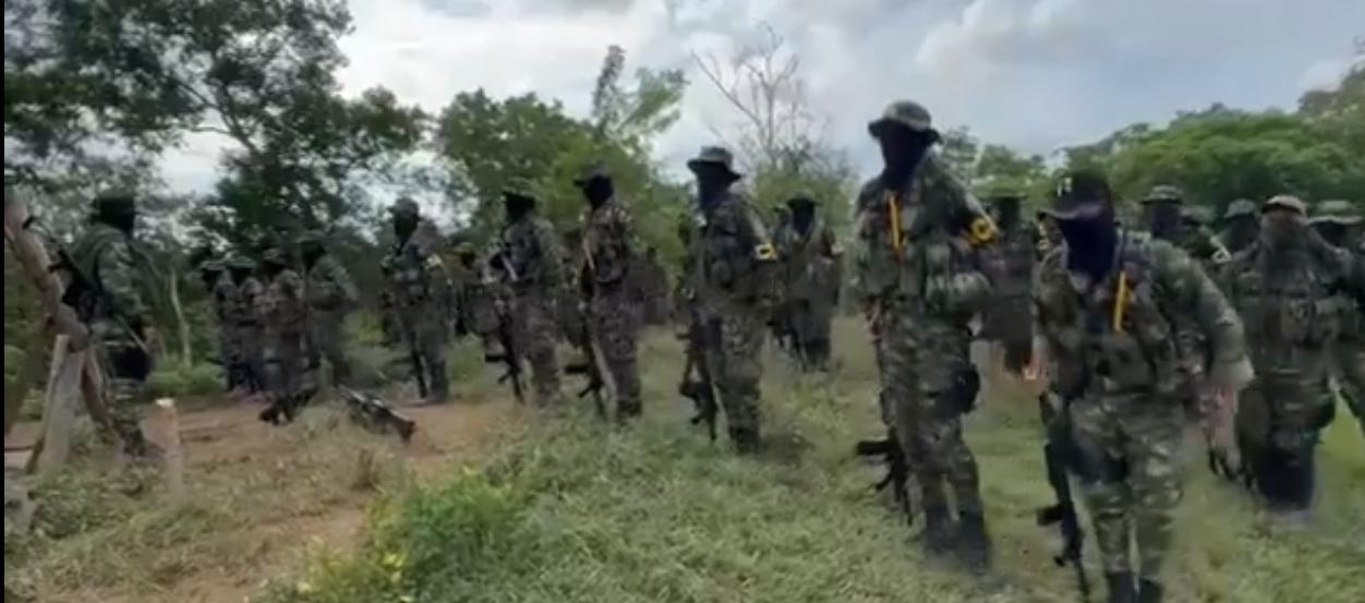 Integrantes de las Autodefensas Conquistadores de la Sierra. 