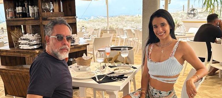 Armando Benedetti y su esposa, Adelina Guerrero.