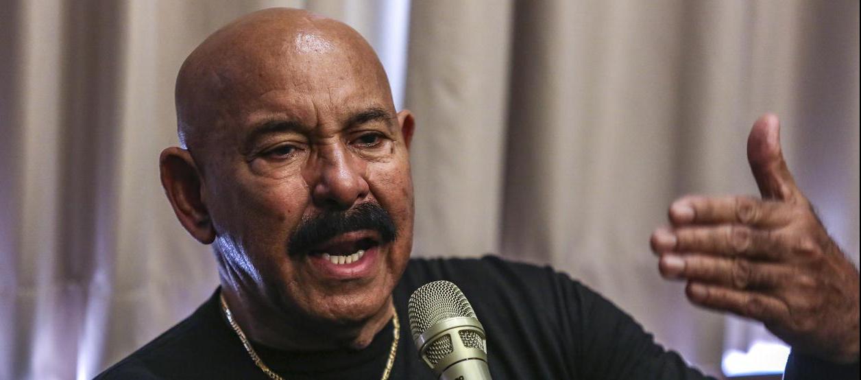 El cantante salsero Óscar D'León.