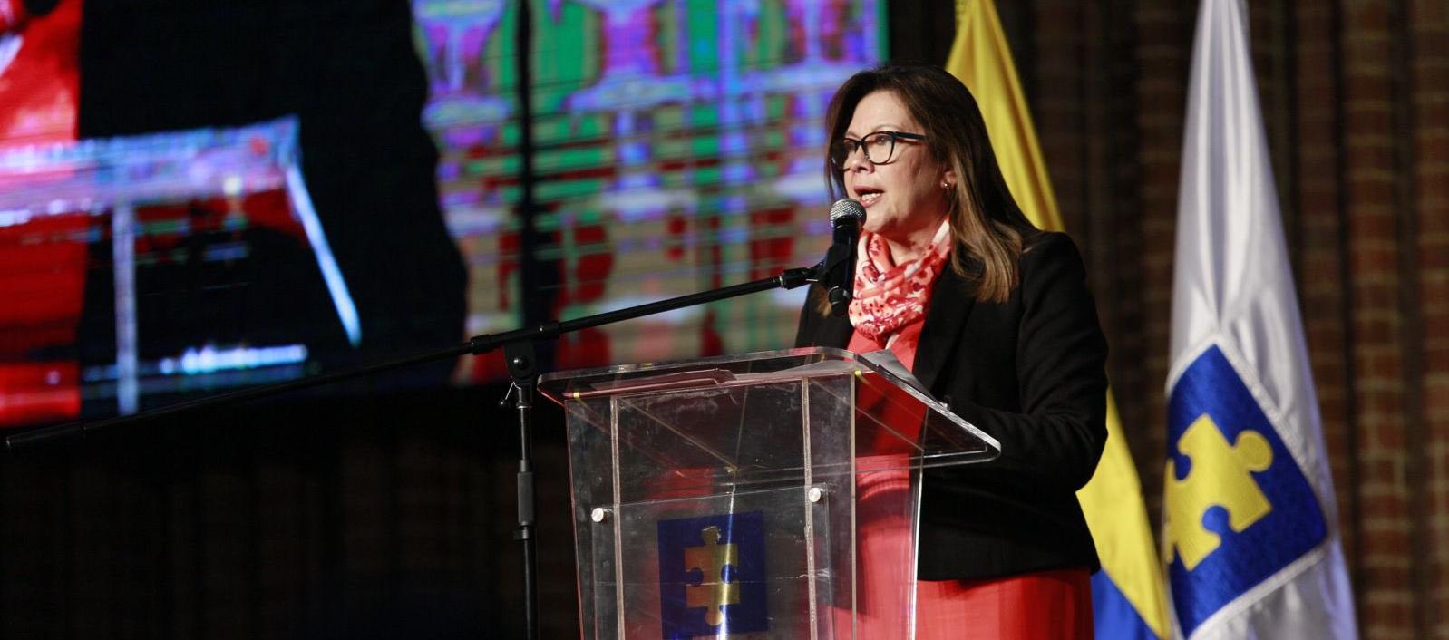 La Fiscal Luz Adriana Camargo.