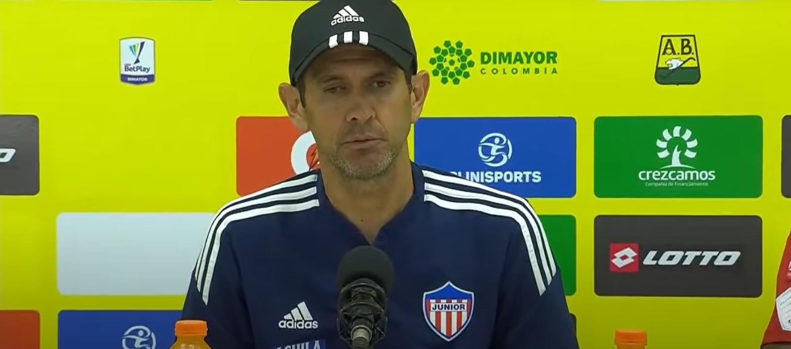 Arturo Reyes, técnico del Junior. 