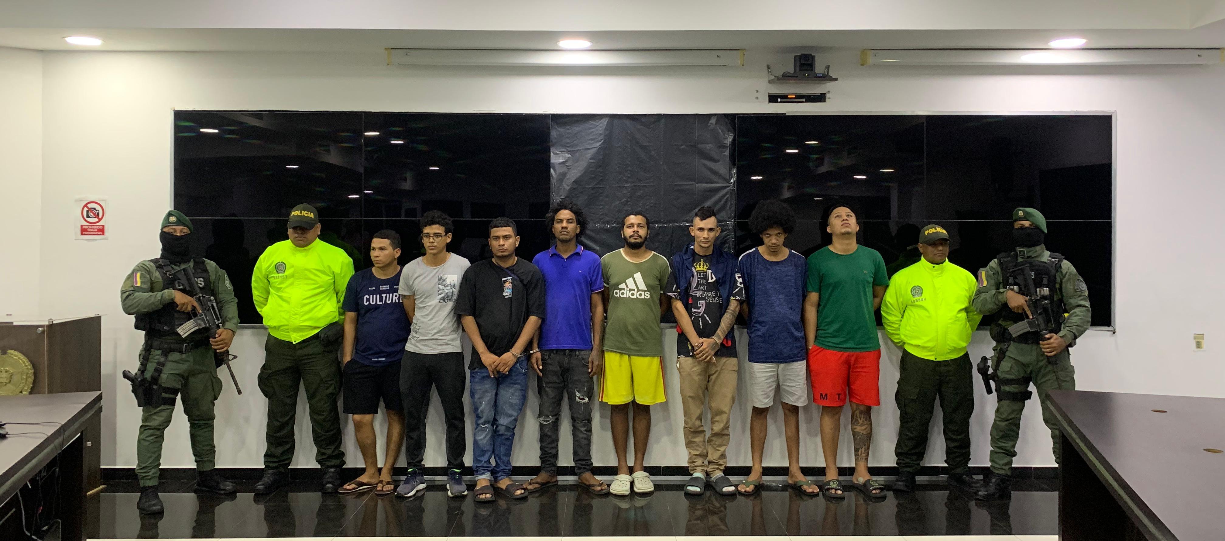 Durante el procedimiento judicial fueron incautados cinco cartuchos calibre 38. 