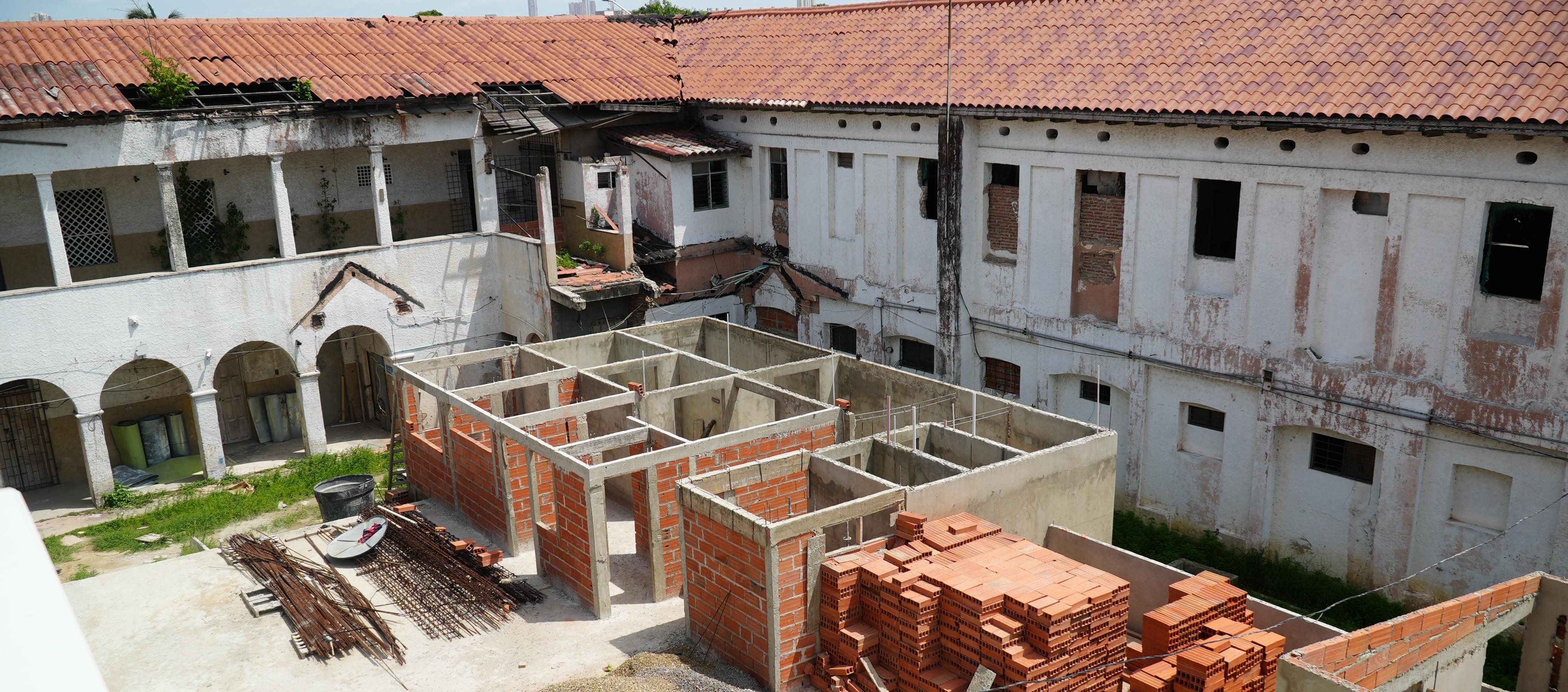 Obras en el Hospital de Barranquilla.