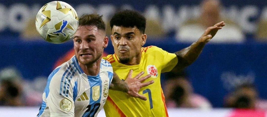 Luis Díaz contra Mac Allister.