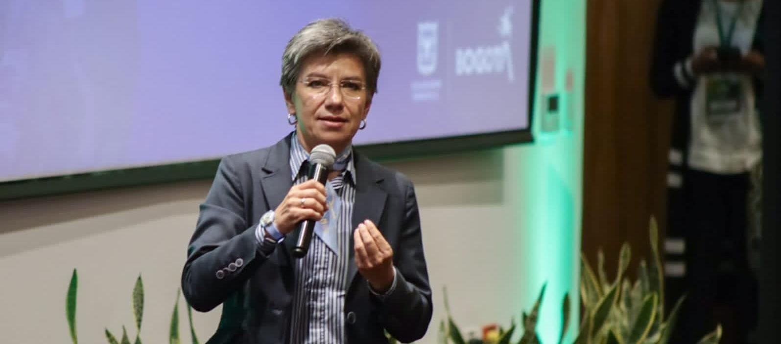 La exalcaldesa de Bogotá, Claudia López.