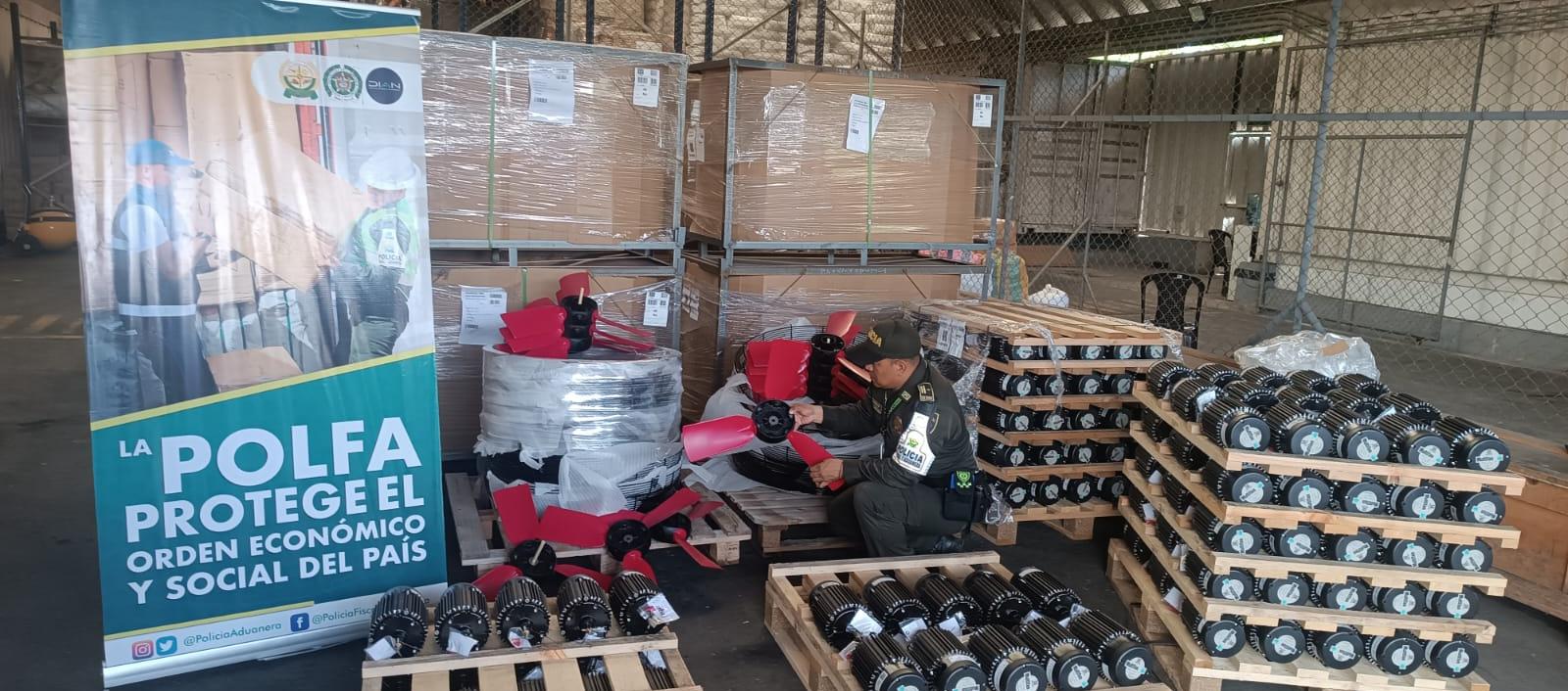 Mediante acciones de control aduanero realizadas en las salidas de los muelles marítimos de la ciudad. 