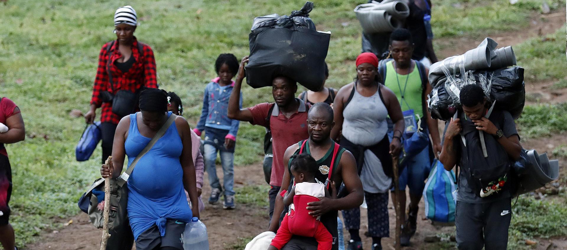 Migrantes en busca de una mejor vida.