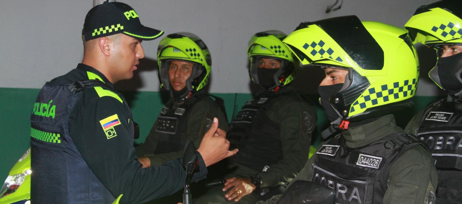 Policía Metropolitana recorriendo sectores de Barranquilla. 