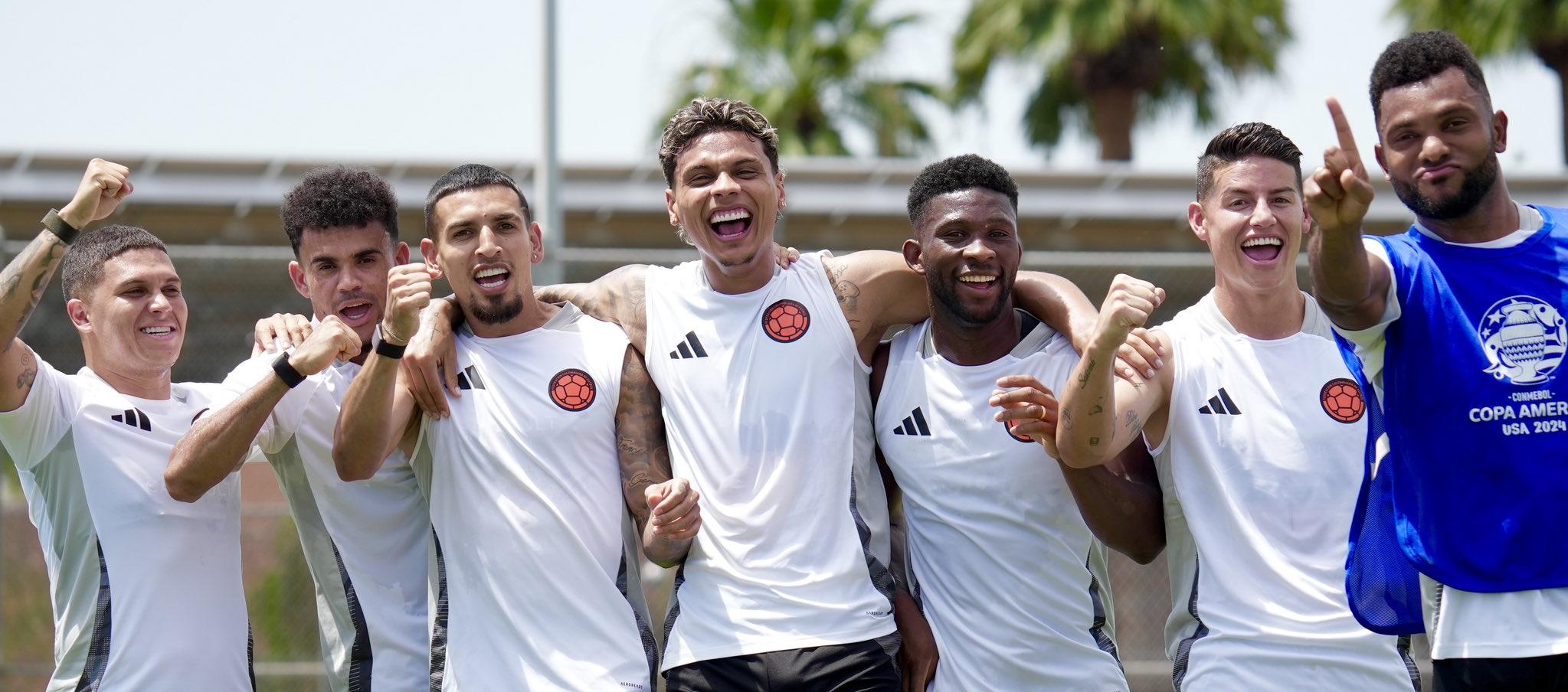 Quintero, Díaz, Muñoz, Ríos, Lerma, James y Borja tras una sesión de entrenamientos.