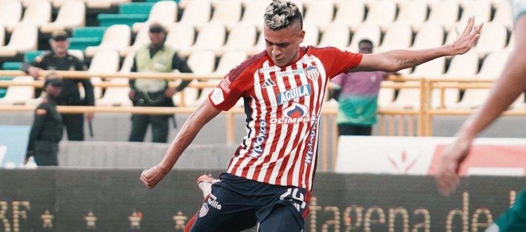 Víctor Cantillo marcó el gol de la victoria de Junior. 