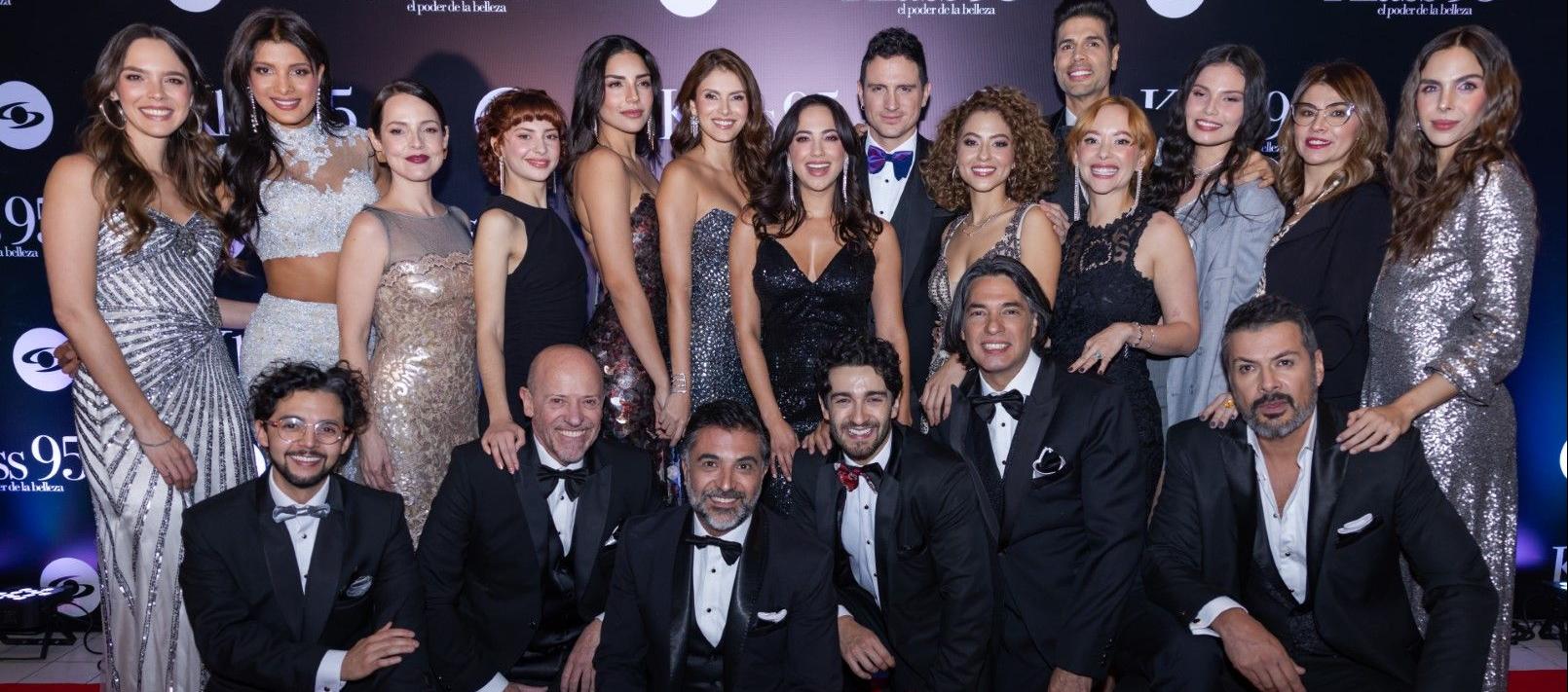 Elenco de 'Klass 95' durante el lanzamiento en Bogotá.