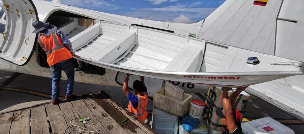 Lancha adquirida por la UNP.