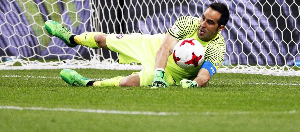 El chileno Claudio Bravo.