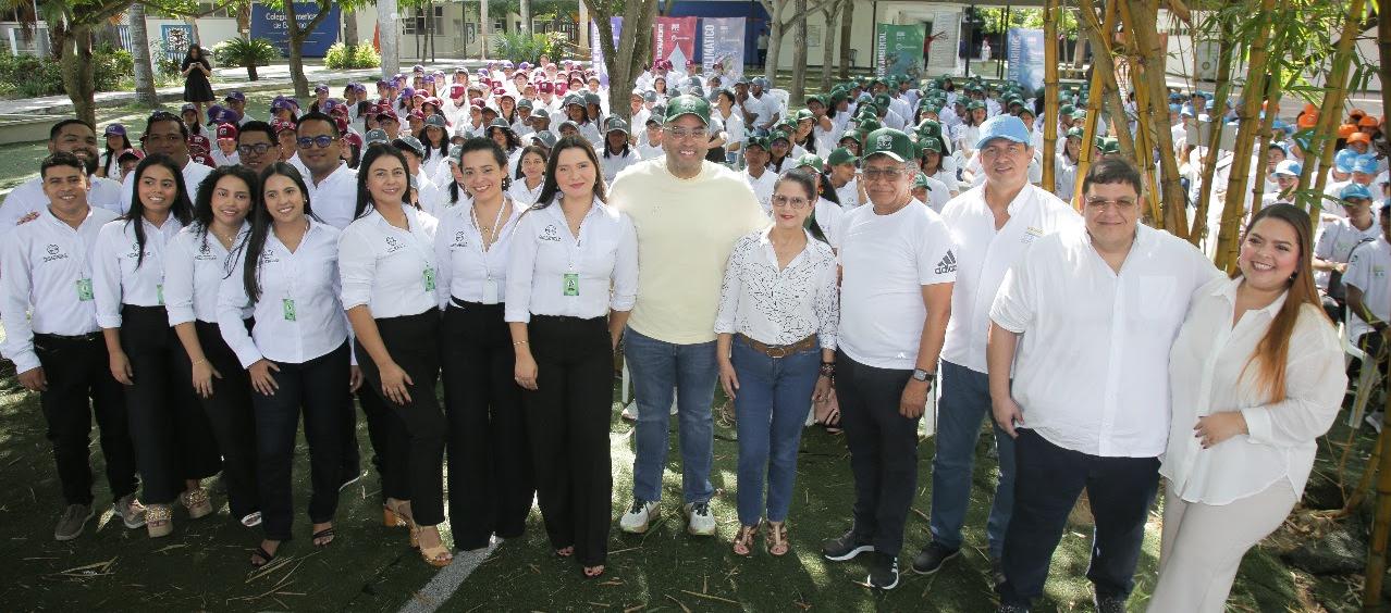 Estudiantes de la Escuela Regional de Liderazgo Ambiental.