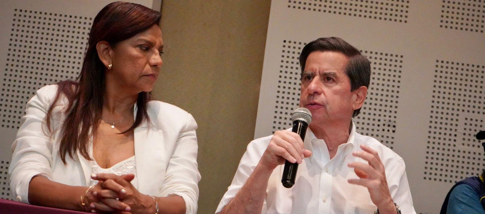 Ministro del Interior, Juan Fernando Cristo.