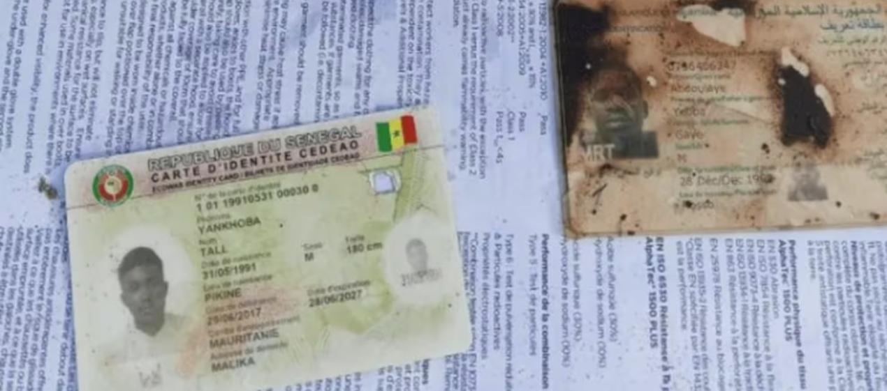 En la embarcación también hallaron varios documentos de ciudadanos de Senegal. 