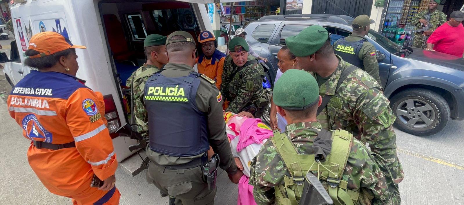 El Ejército en Misión Humanitaria en medio del paro armado del ELN en Chocó. 
