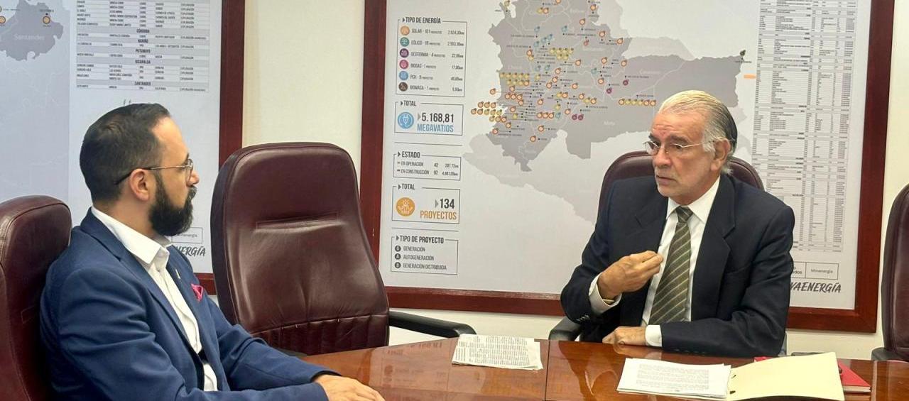 El Ministro de Minas, Andrés Camacho, y el Gobernador Eduardo Verano.