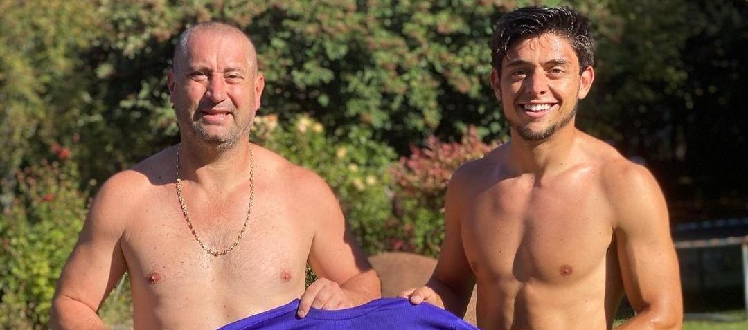 Cristian Montecinos junto su hijo Joaquín, que nació en Barranquilla.