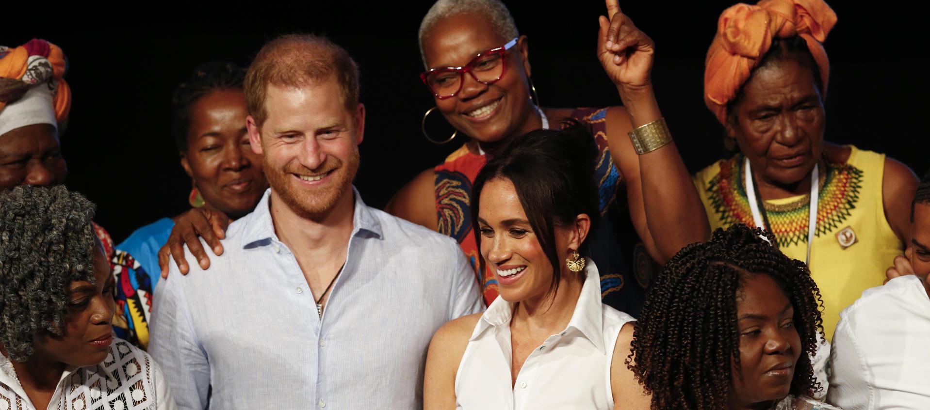 El príncipe Enrique y Meghan, junto a la vicepresidenta Francia Márquez.