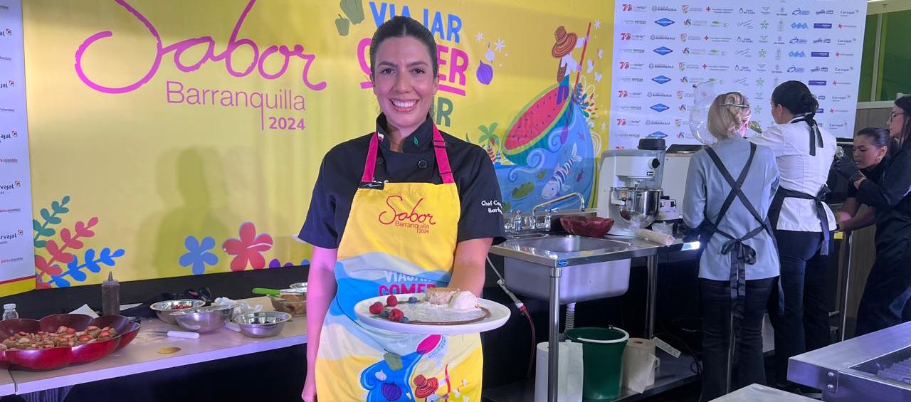 La chef Carolina Barbosa durante la presentación del enyucado fit. 