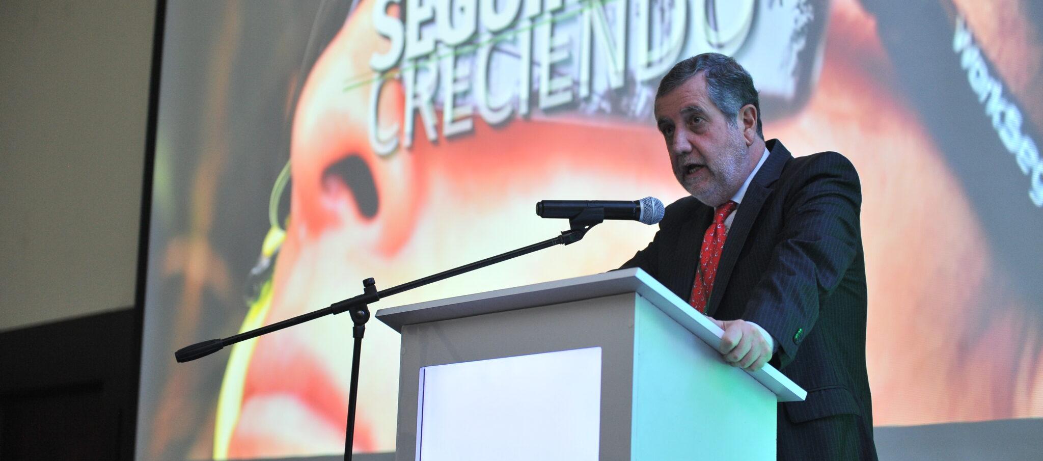 Carlos Alberto Zarruk Gómez, presidente ejecutivo de la CCE.