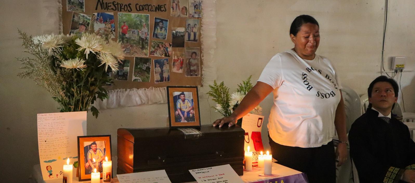 Entrega de los restos de Deiver Yesid Martínez.
