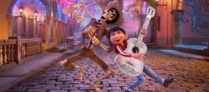 Miguel cuyo sueño es llegar a ser un gran músico, como su ídolo Ernesto de la Cruz. 