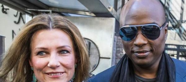 La princesa Marta Luisa de Noruega y su prometido, el chamán Durek Verret.