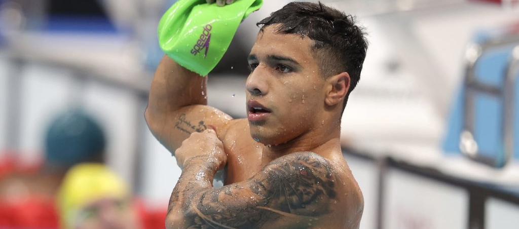 Carlos Daniel Serrano, medalla de bronce en natación.