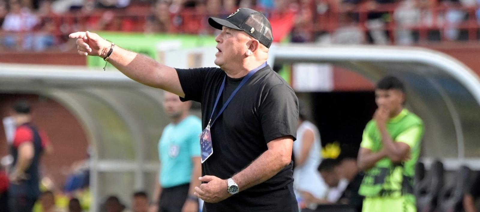 Alberto Suárez había quedado en la cuerda floja tras perder en casa con Llaneros.