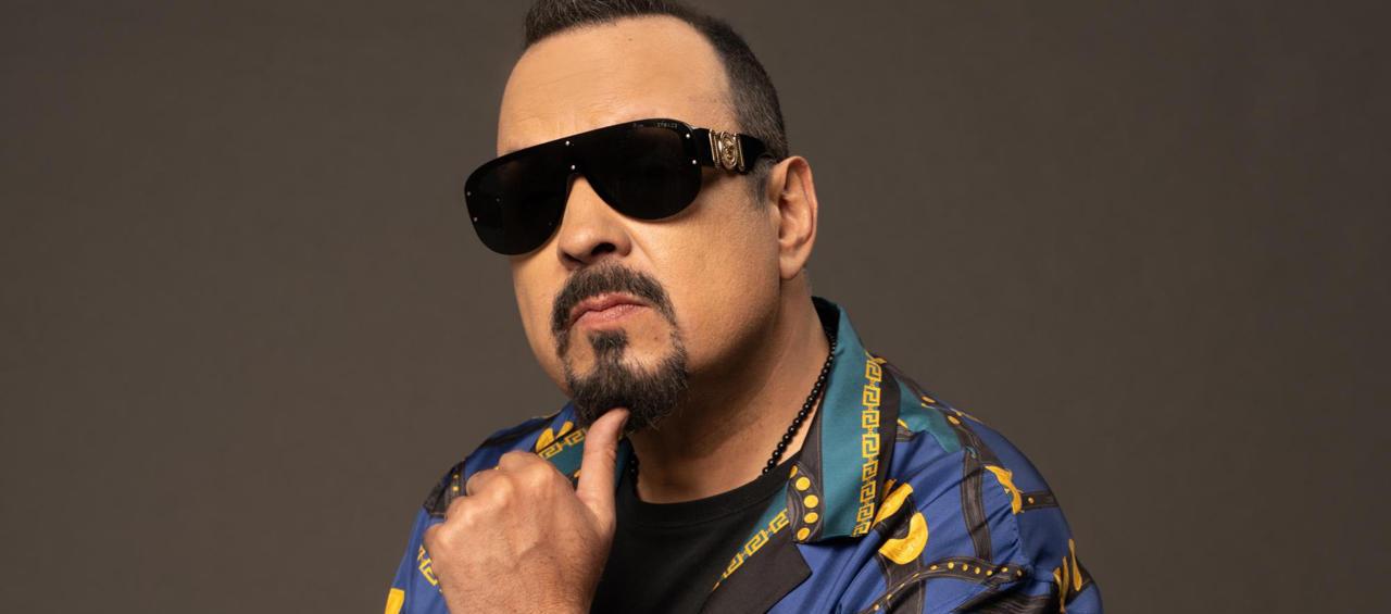 Pepe Aguilar.