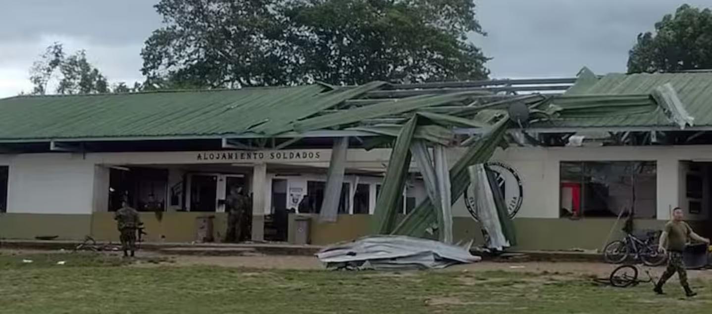 Unidad militar tras ataque del ELN.