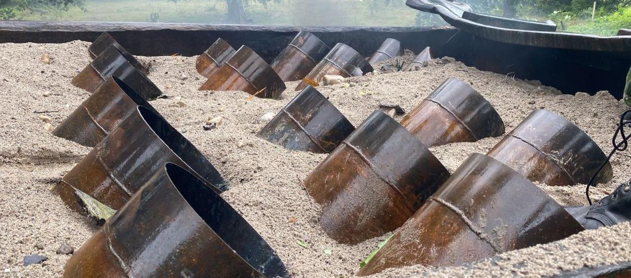 Cilindros con los que atacaron a la unidad militar en Arauca.