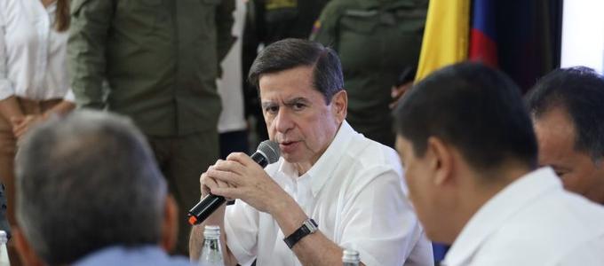Juan Fernando Cristo, ministro del Interior. 