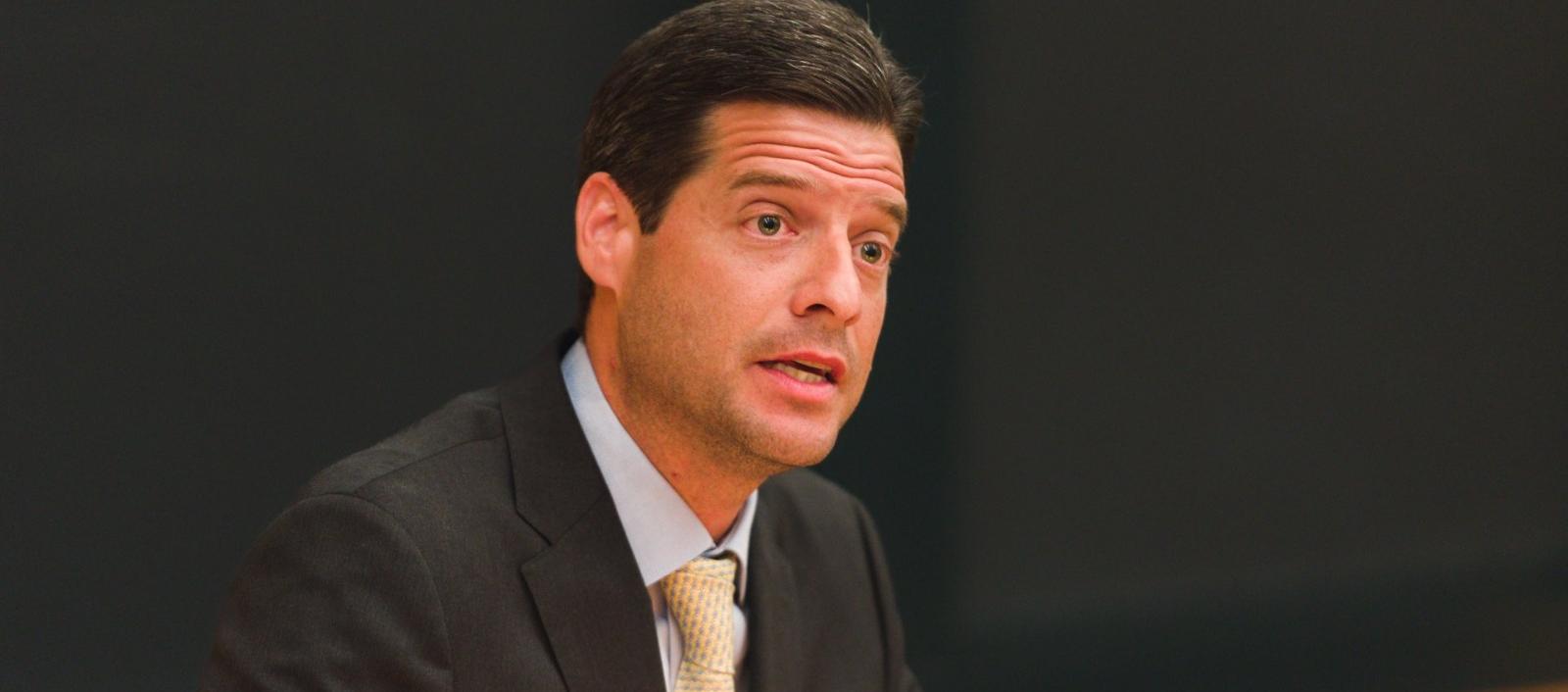 Senador Mauricio Gómez. 