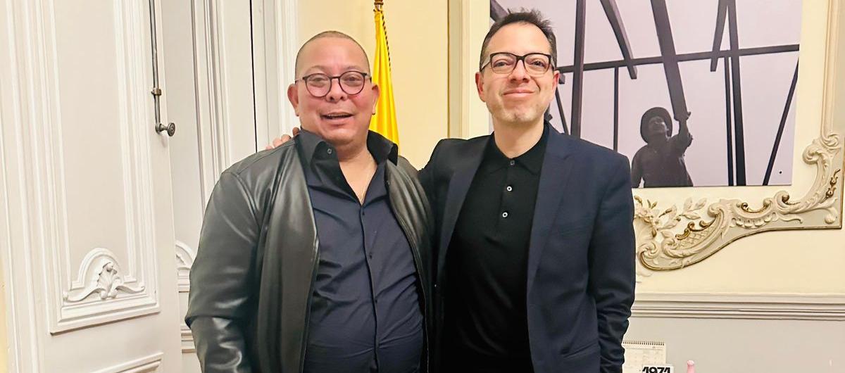 Juan Ospino, secretario de Cultura y Patrimonio junto al ministro Cultura, Juan David Correa. 